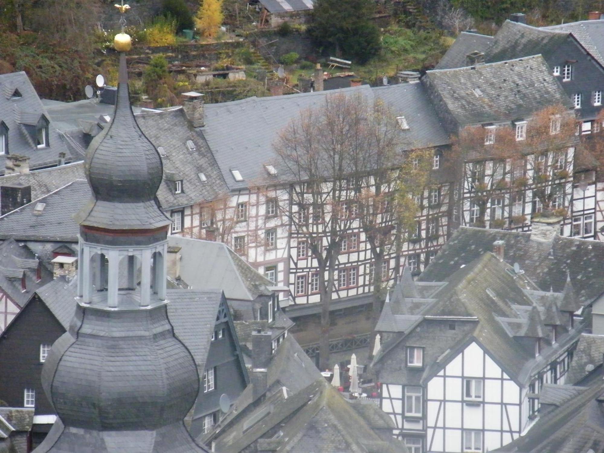 Apartment Am Fluss Im Haus An Der Rur Monschau Exterior foto