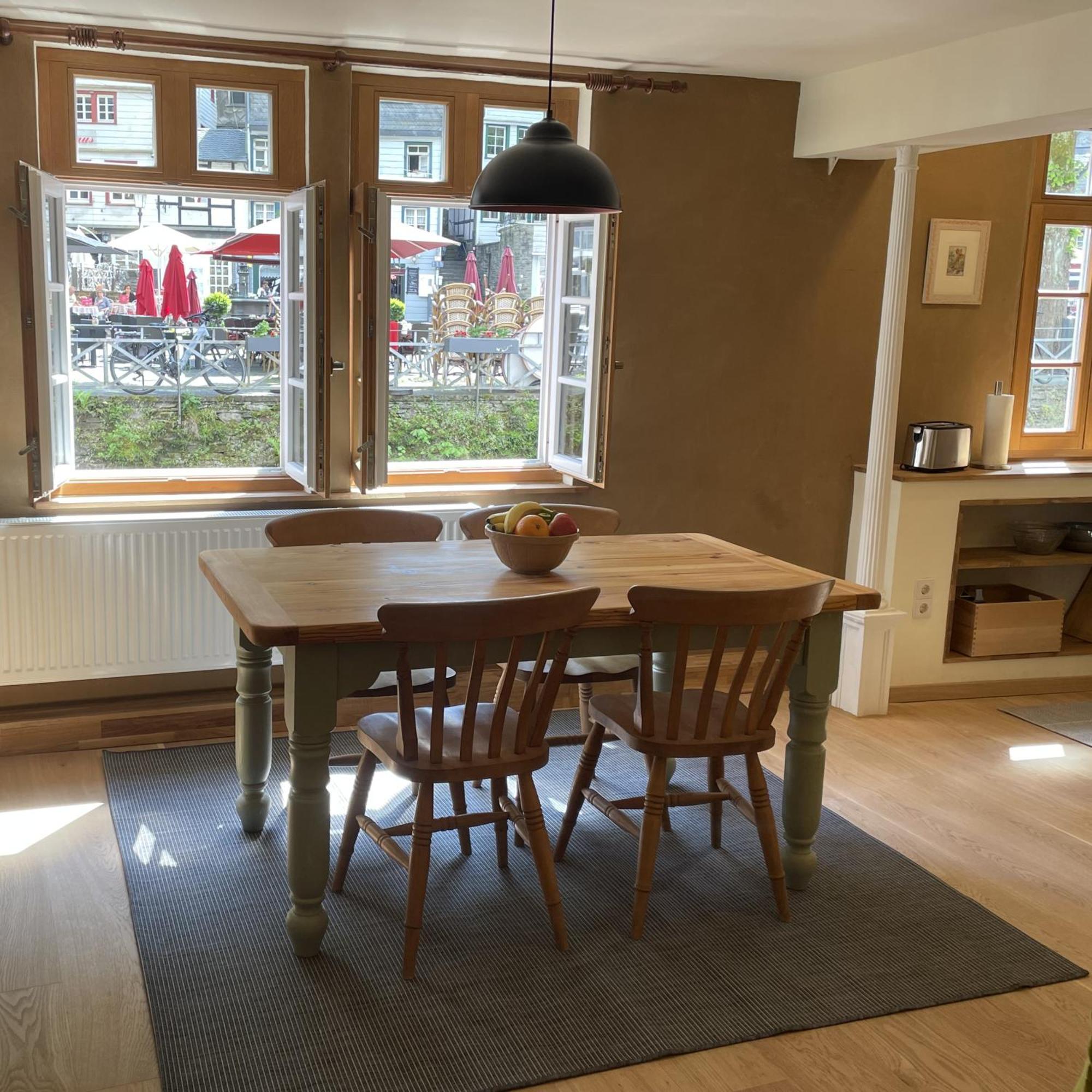 Apartment Am Fluss Im Haus An Der Rur Monschau Exterior foto